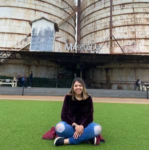 Meet your Posher, Thalia